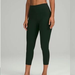 Lululemon Wunder Under High-Rise Crop 23" *Full-On Luxtreme size 10